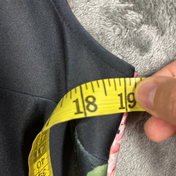 SUZY SHIER Dress Size XL Black Floral Sleeveless Knee-Lenght Feminine Stretch - Picture 7 of 8